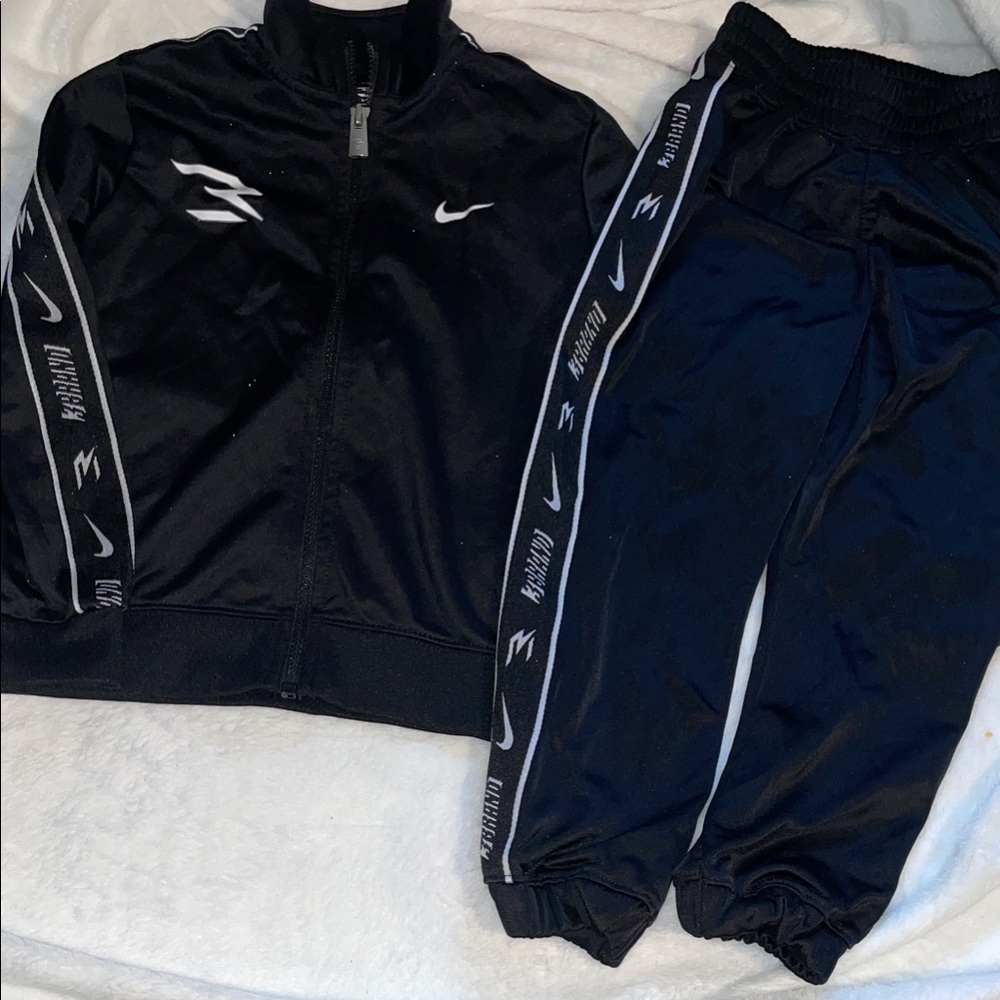 Nike Black and White Tracksuit Set